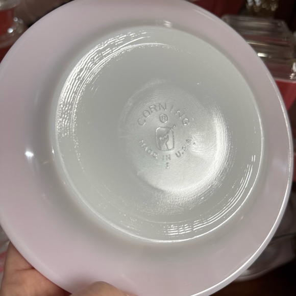 Vintage Flamingo Pink Plate Set - Picture 3 of 3